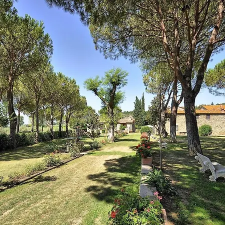 Vernazzano Basso Sleeps 4 T241010 Appartement