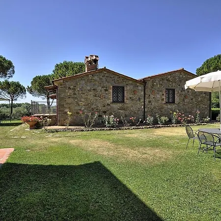 Vernazzano Basso Sleeps 4 T241010 * Tuoro sul Trasimeno