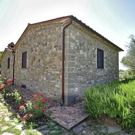 Appartement Vernazzano Basso Sleeps 4 T241010 Tuoro sul Trasimeno